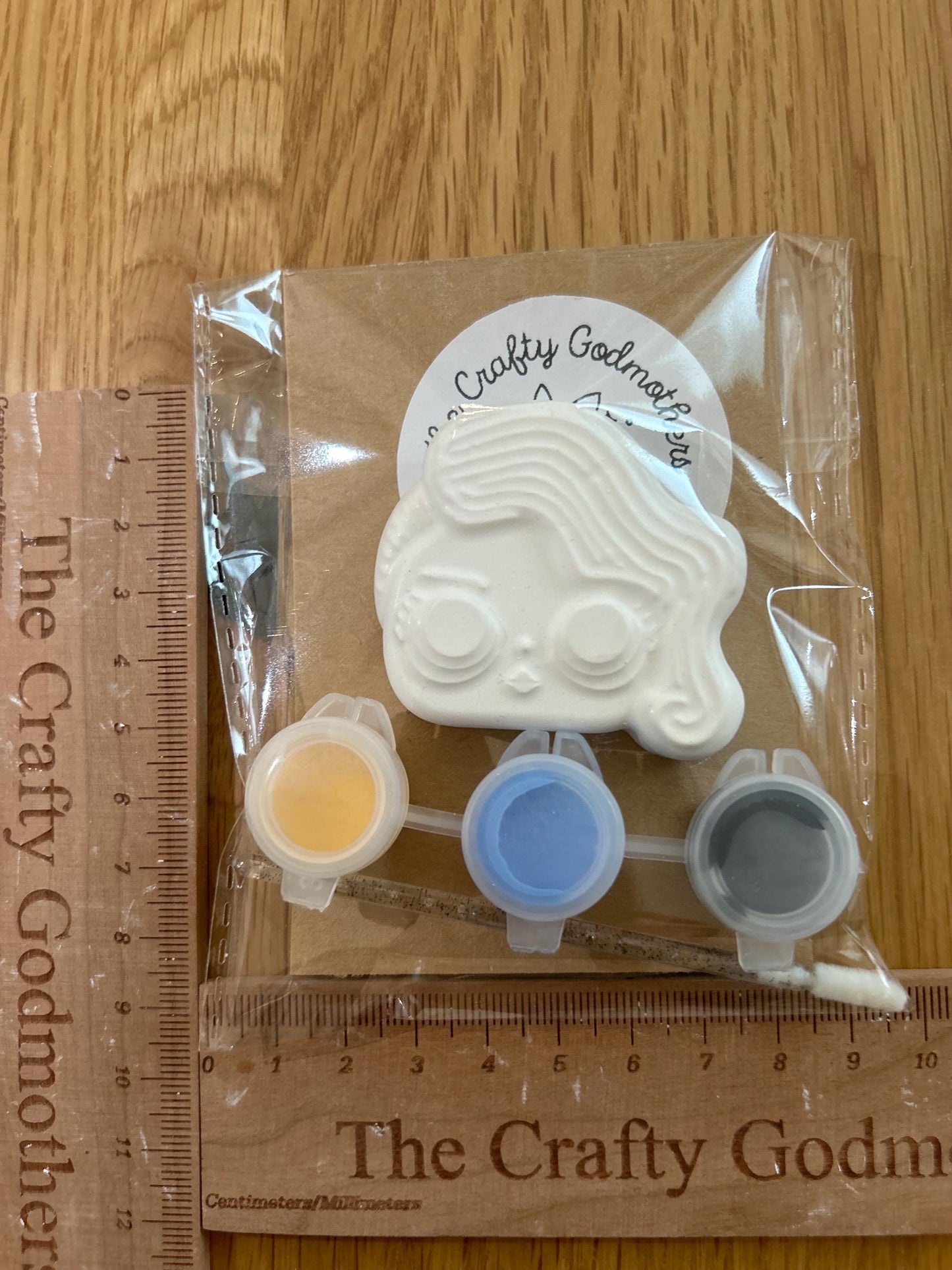 mini paint your own giggle dolls (1 supplied)