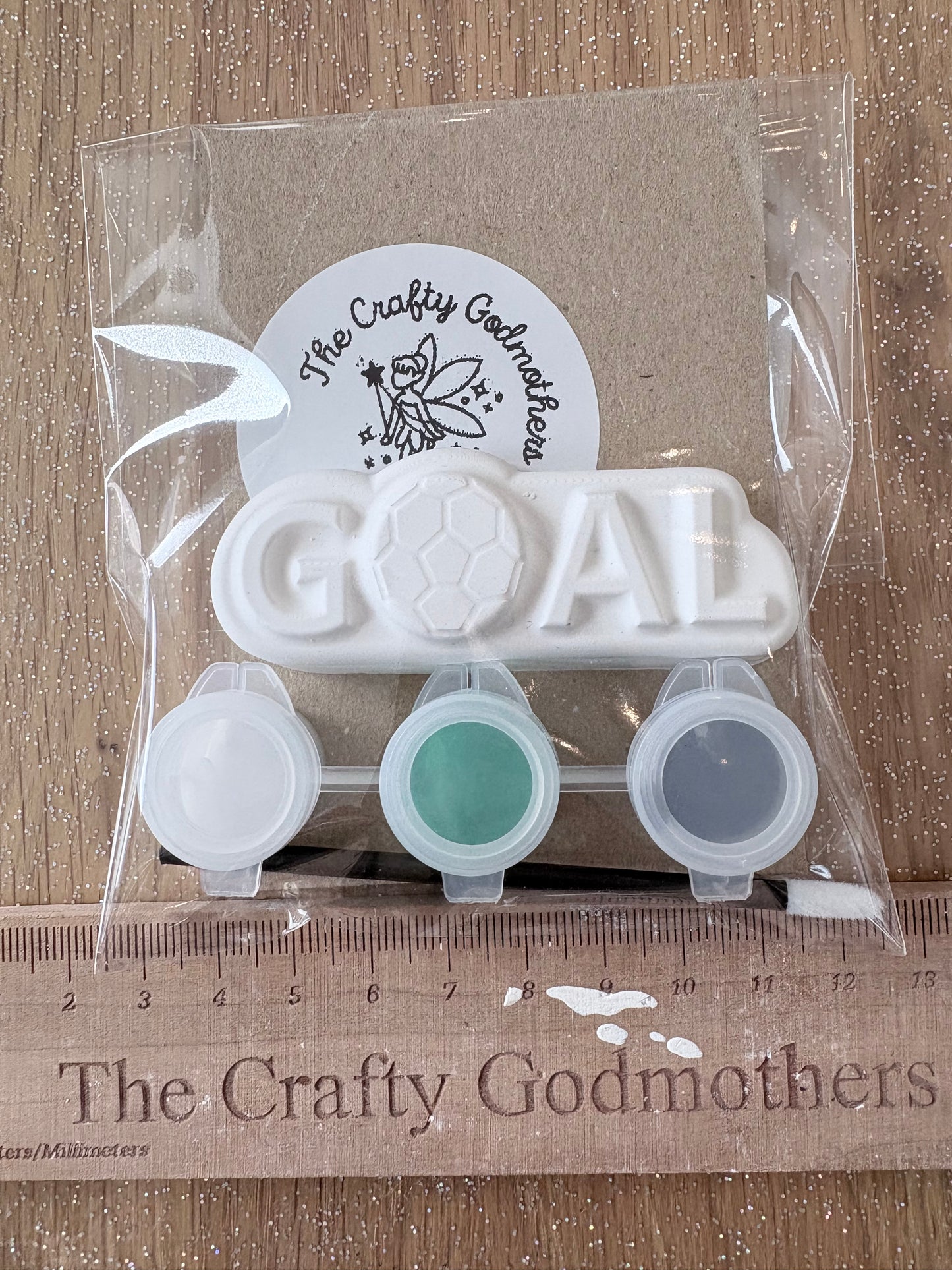 Mini paint your own goal football party favours (1 supplied)