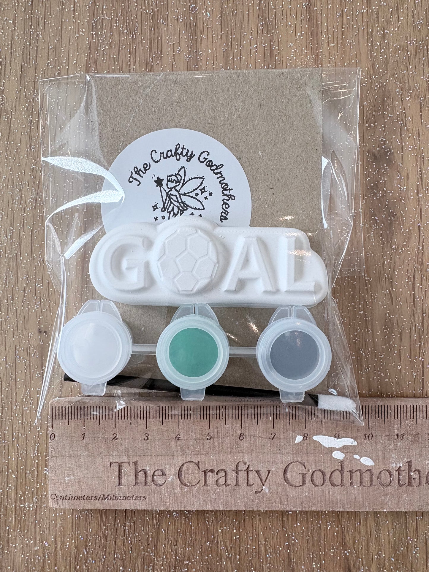 Mini paint your own goal football party favours (1 supplied)