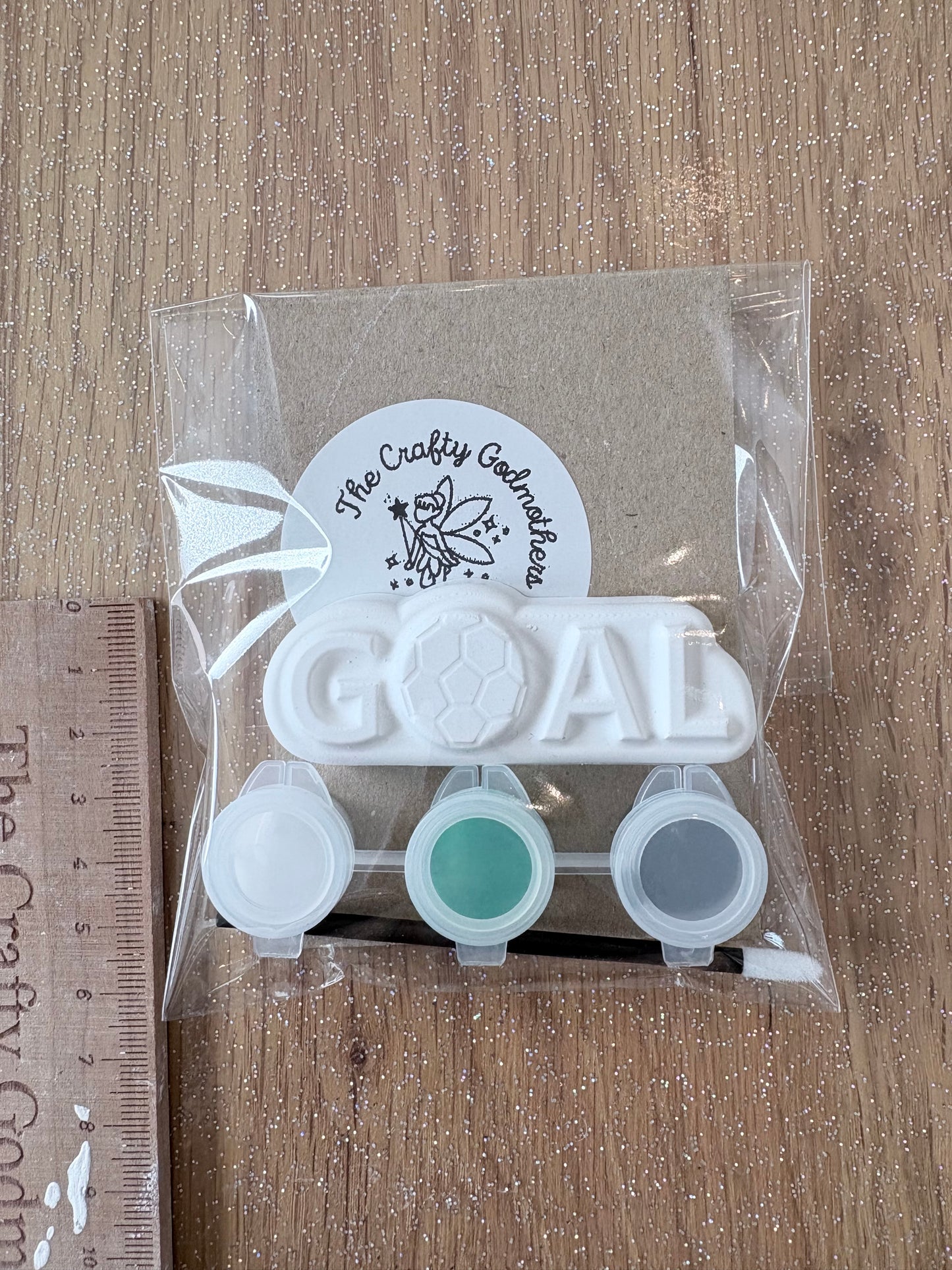 Mini paint your own goal football party favours (1 supplied)