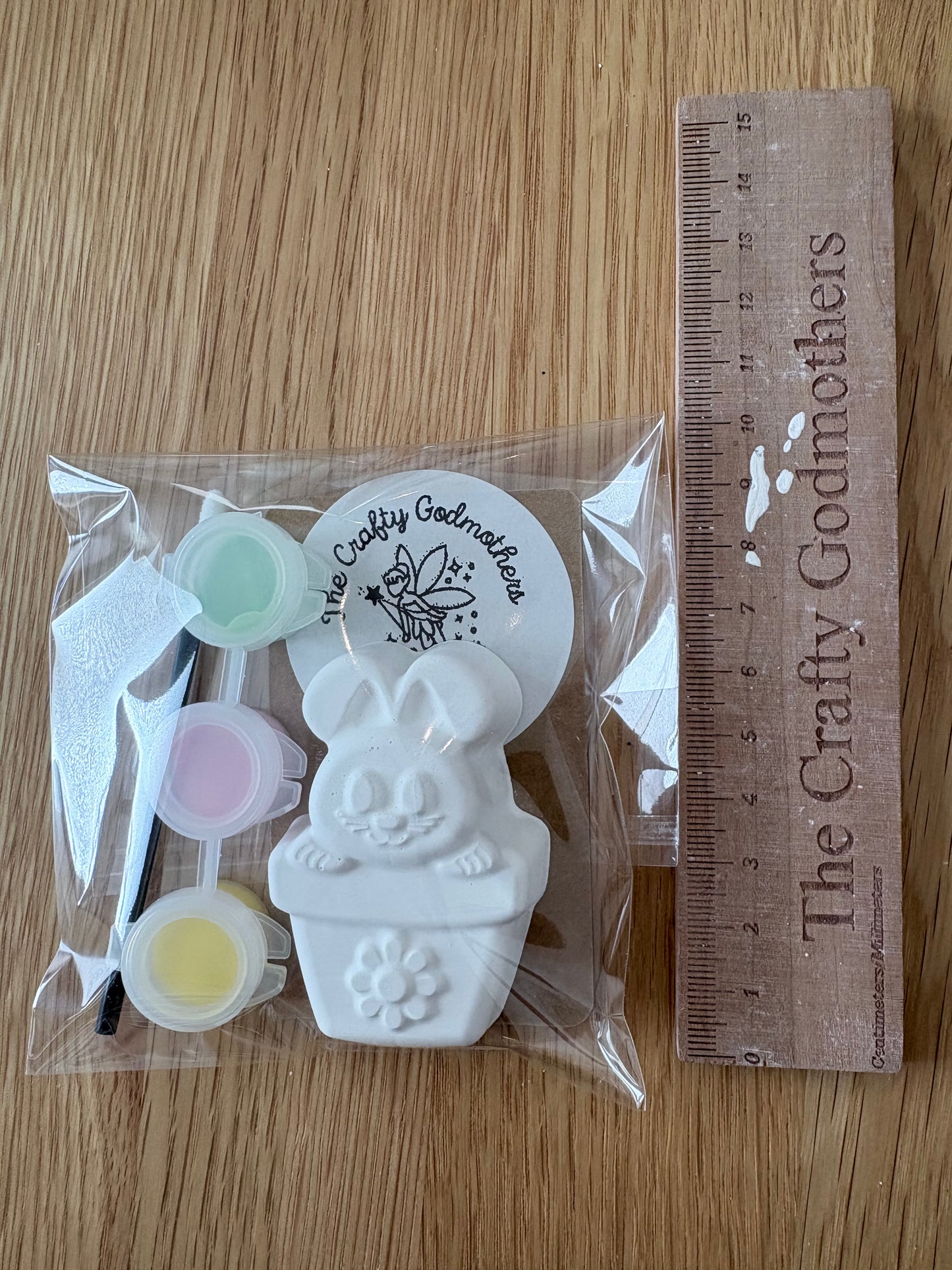 Mini Easter paint your own craft kit (1 supplied)