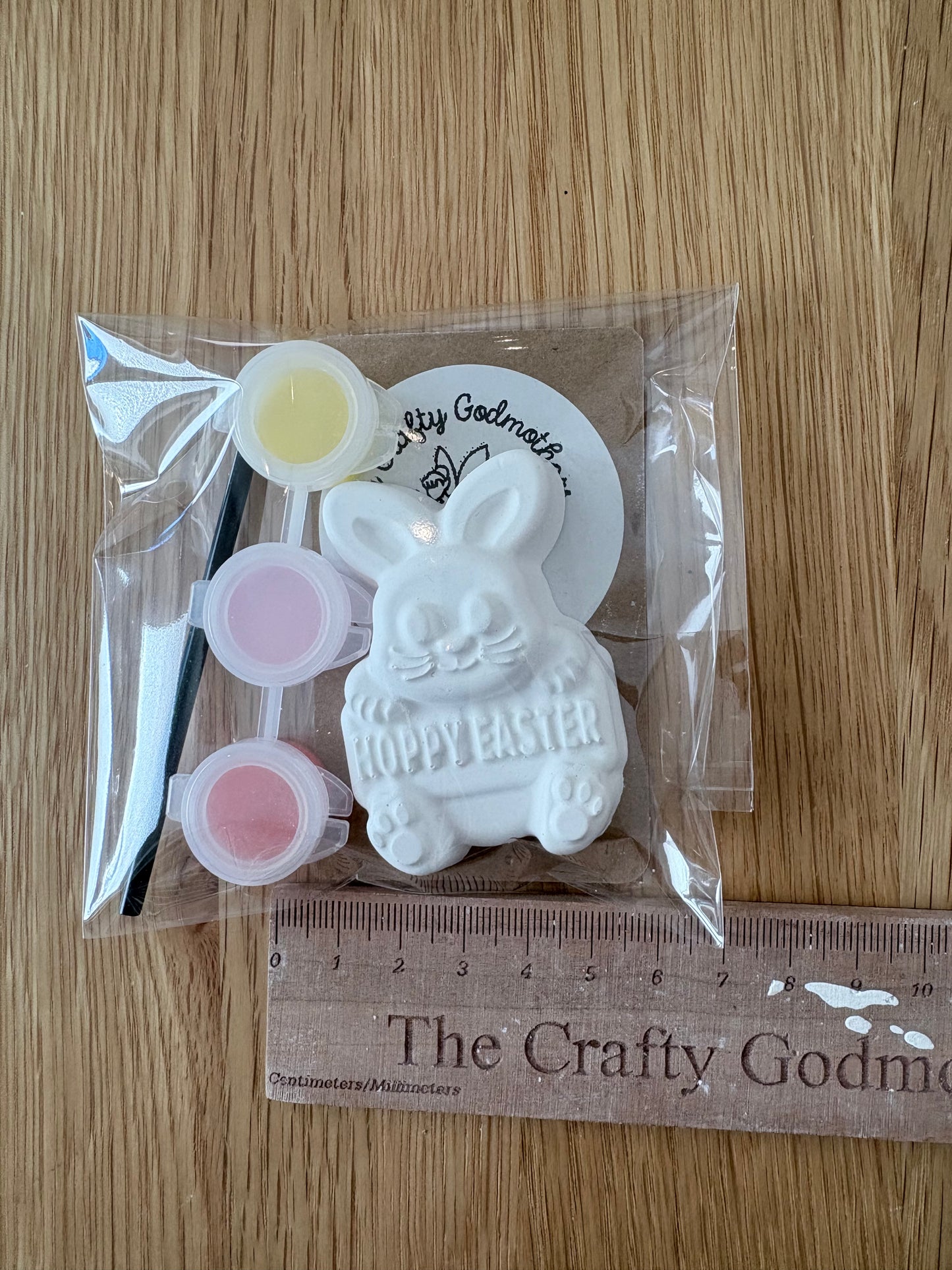 Mini Easter paint your own craft kit (1 supplied)