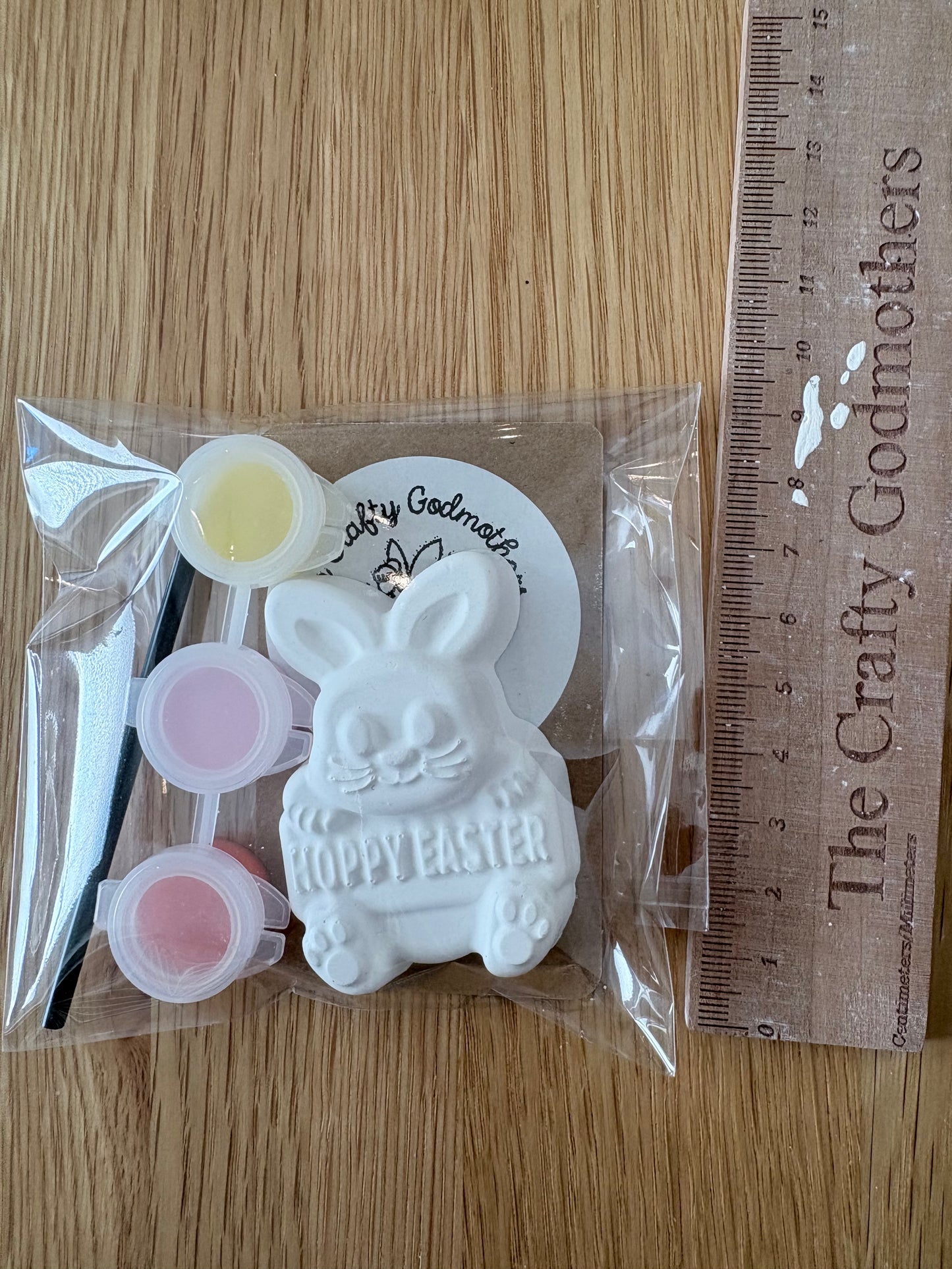 Mini Easter paint your own craft kit (1 supplied)